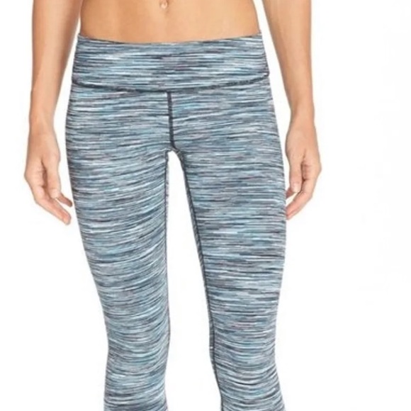 Zella Pants - Zella Cropped Capri Leggings M